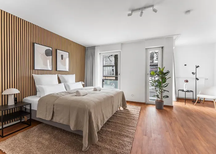 100Sqm Luxury Apt In Prime Location Near Ku\'Damm